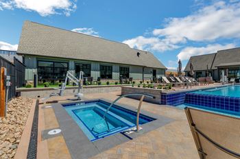 Upland flats apartments spa/hot tub